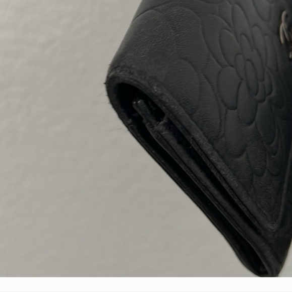 Chanel lamskin wallet with COA - Picture 11 of 13